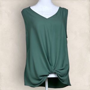 West Kei Sage Green Blouse Size Large